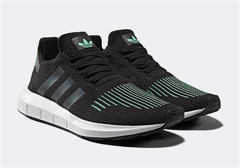 adidas original swift run black green|adidas originals swift run.